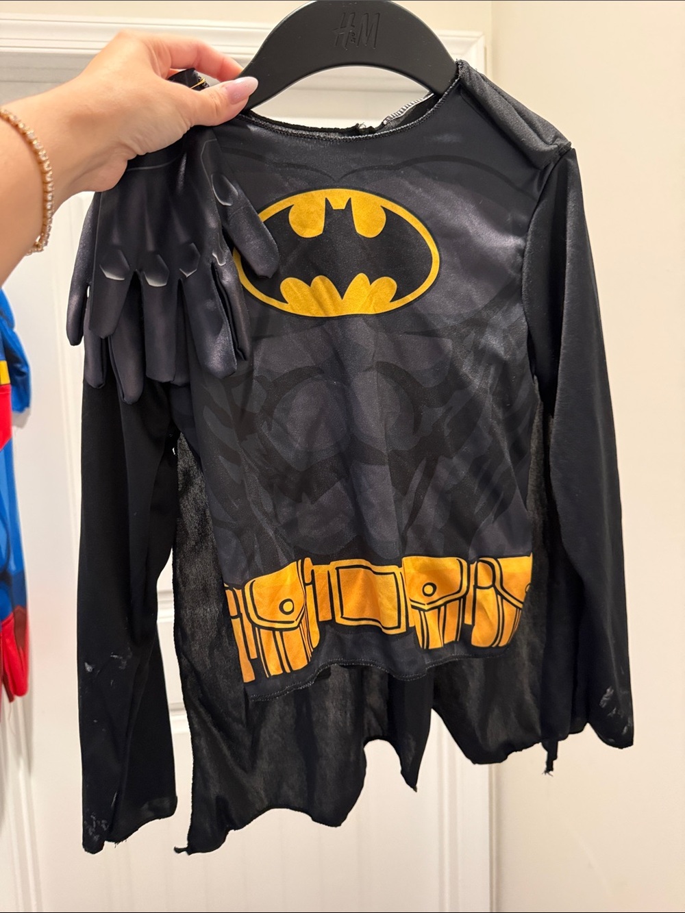H&M Black and Yellow Batman-Inspired Kids Superhero Top with Gloves